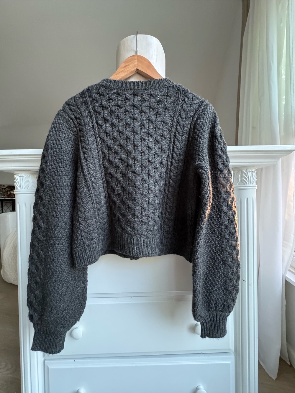 Cinq à Sept Embellished Cable Knit Cropped Cardigan Size S - Picture 6 of 15